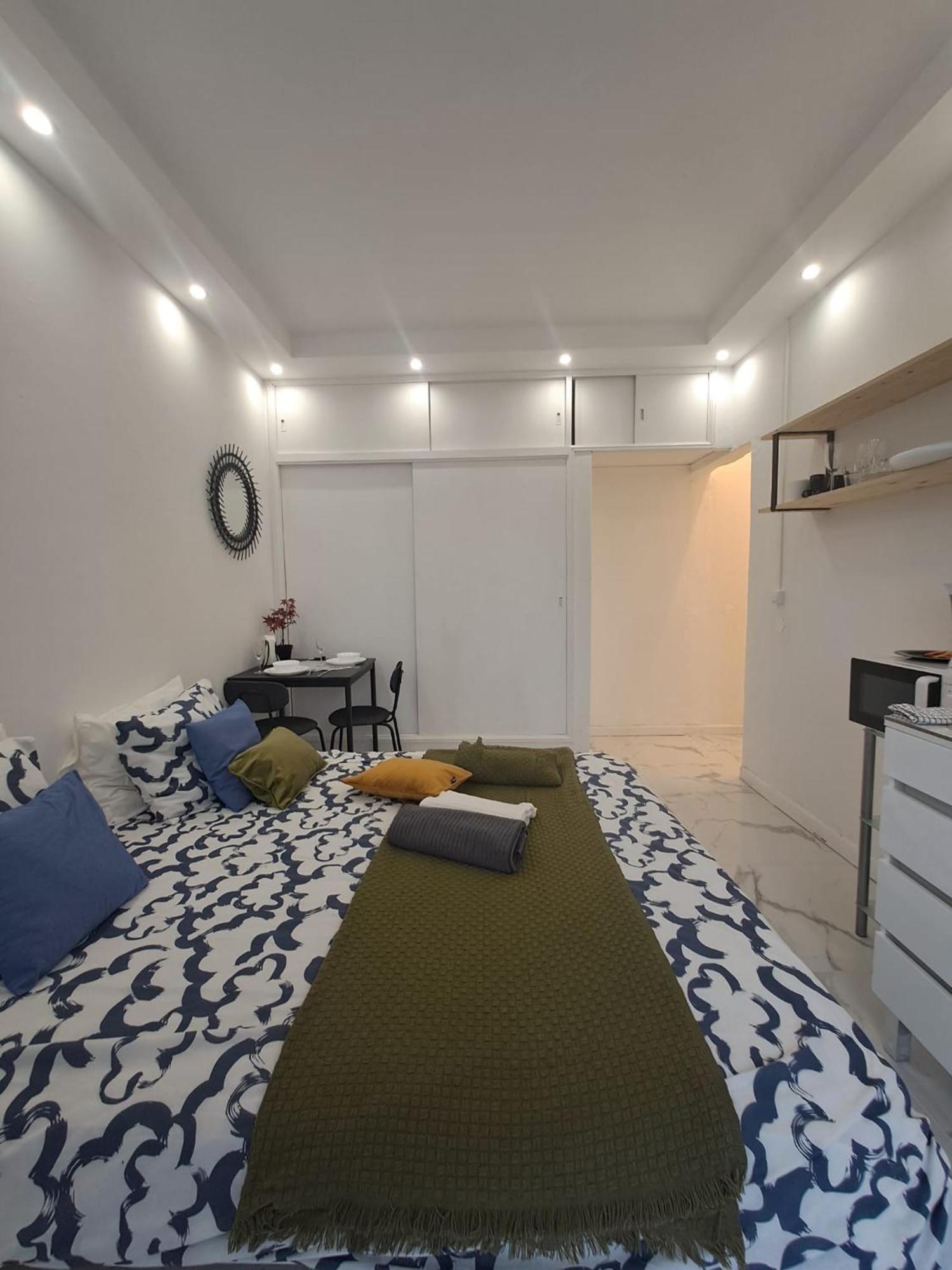 Albufeira Studio Apartment *